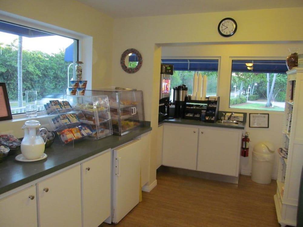 Sunset Beach Inn Sanibel Buitenkant foto